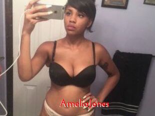Amelia_Jones