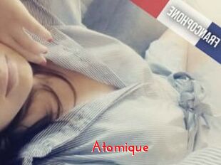 Atomique