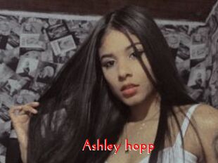 Ashley_hopp