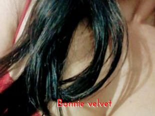 Bonnie_velvet