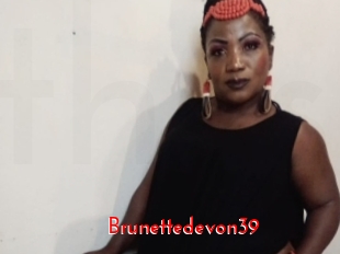 Brunettedevon39