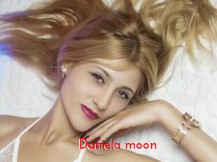 Daniela_moon