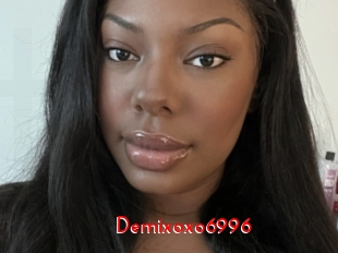 Demixoxo6996