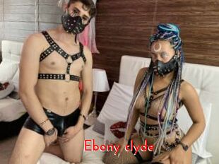 Ebony_clyde