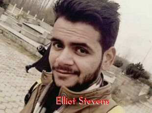 Elliot_Stevens