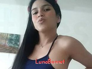 LunaBonnet