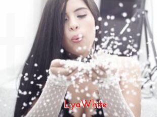 LyaWhite