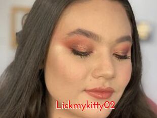 Lickmykitty02