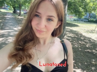 Lunatoned