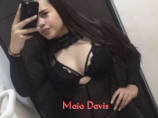 Maia_Davis