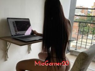 MiaGarner20