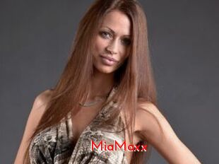 MiaMaxx