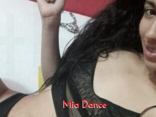 Mia_Dance