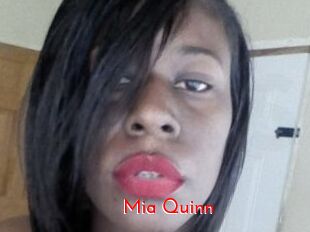 Mia_Quinn