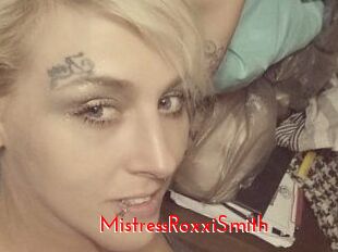 MistressRoxxiSmith