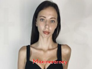 Maxineearney