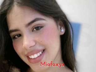 Miafoxyx