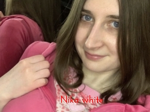 Nika_white