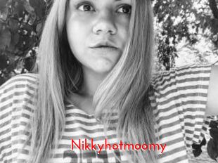 Nikkyhotmoomy