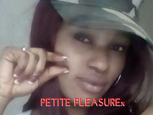 PETITE_PLEASUREx