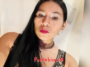 Petitebisex18