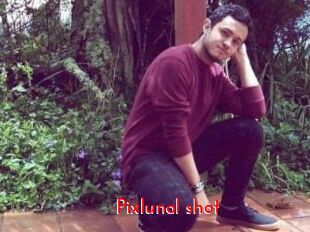 Pixlunal_shot
