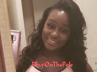 RoxyOnThePole