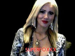 SUPERFOXXX