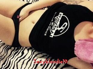 Sexyblondie19