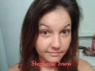 Stephanie_Snow