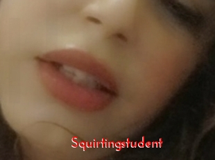Squirtingstudent