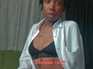 Stonnie_rose
