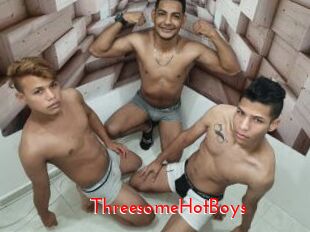 ThreesomeHotBoys