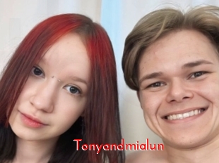 Tonyandmialun