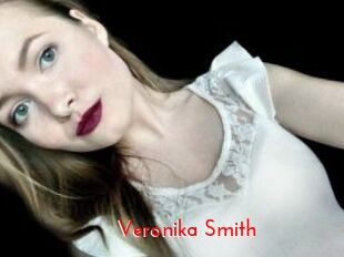 Veronika_Smith