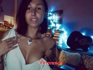 Veronnica